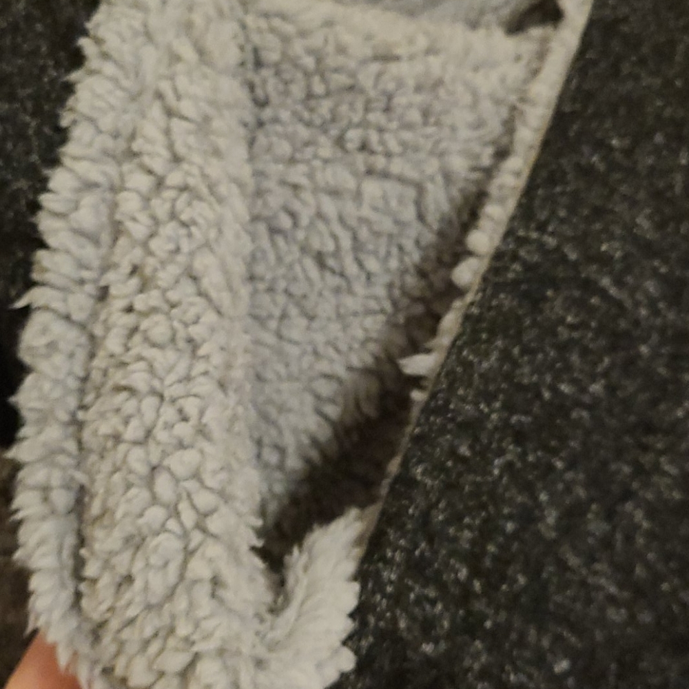 Sweater - Picture 3 of 4